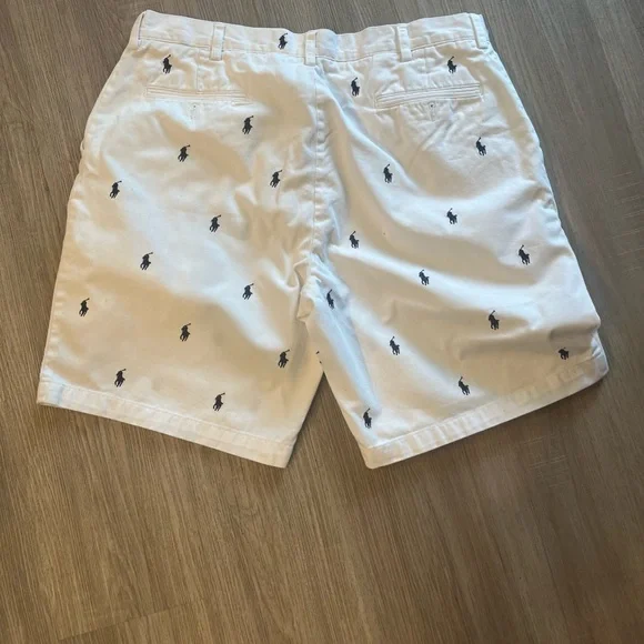 Polo by Ralph Lauren White and Blue Flat Front Shorts - Picture 2 of 2
